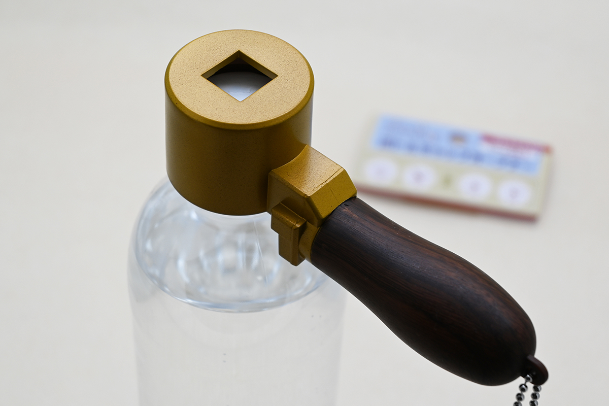 ブレーキハンドル型ボトルキャップオープナー（一般発売） | 株式会社