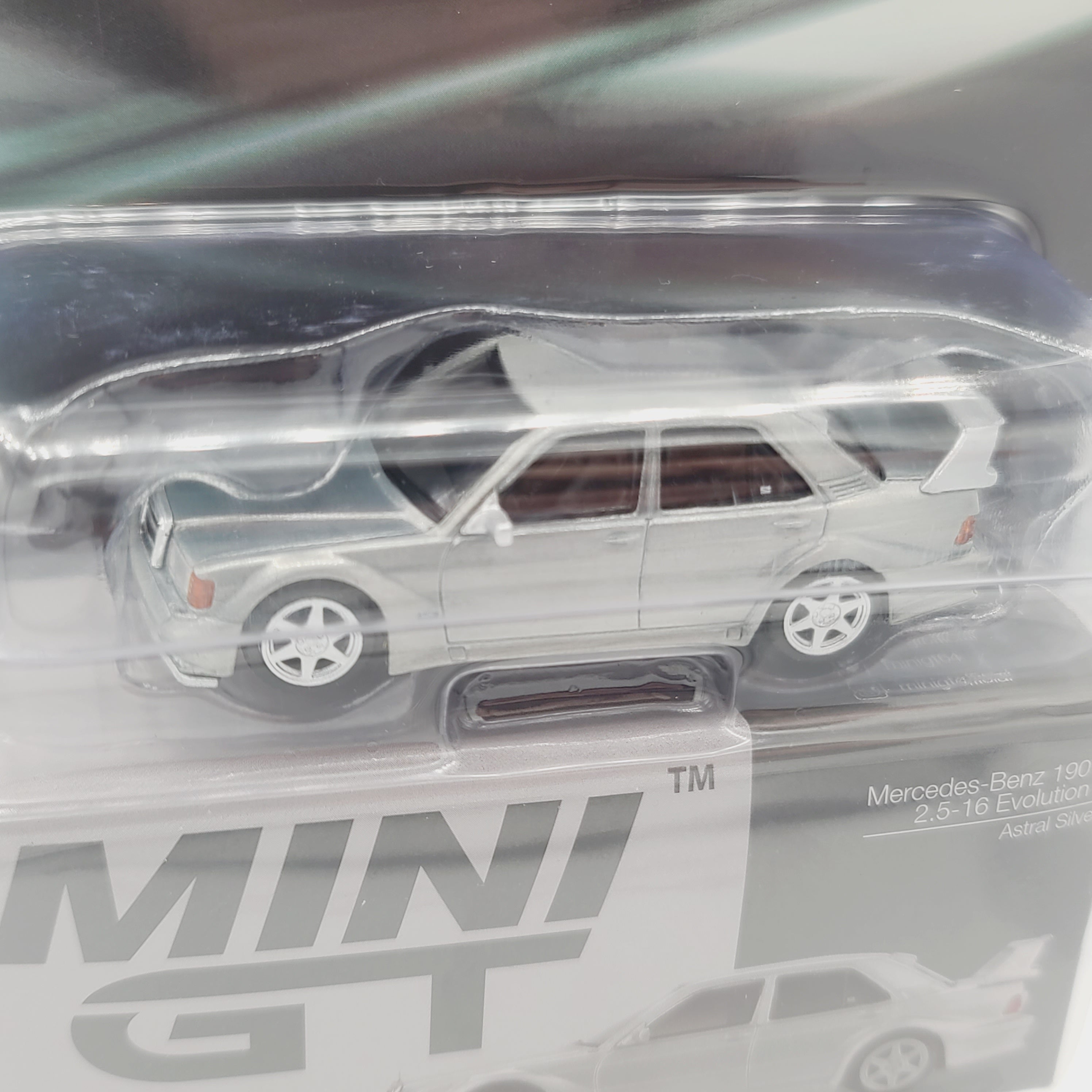 Mini GT - CHASE - Mercedes-Benz 190 E 2.5-16 Evolution II - 1:64, Astr