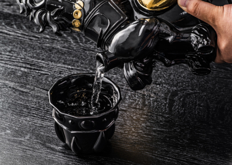 送料無料・予約受付)北斗の拳 黒王号ボトルセット(SK-V) 1800ml 【受注