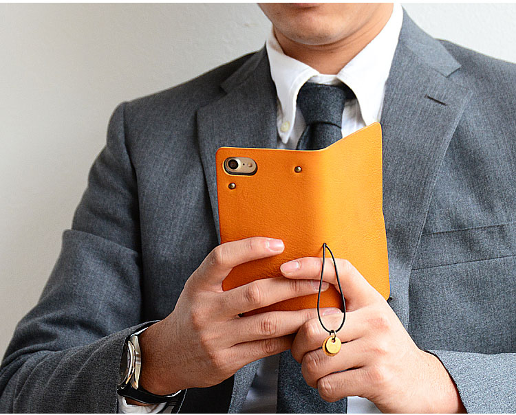 栃木レザー使用! ヴォーノオイルレザー スマホケース ゴム留め