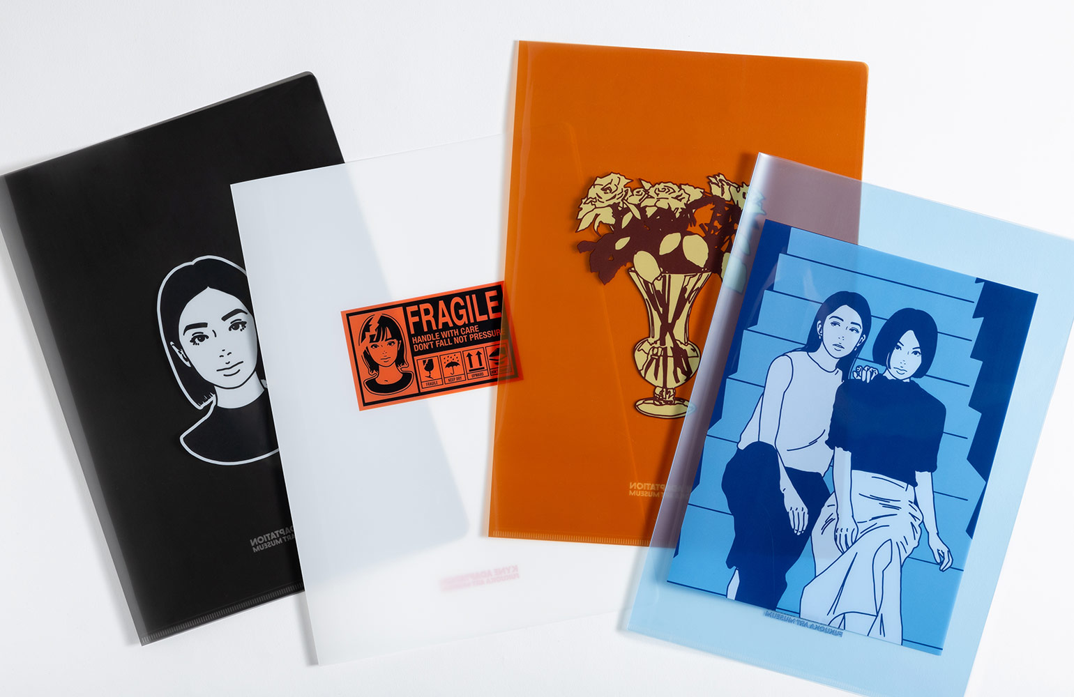 特別展「ADAPTATION-KYNE」にてハイタイド監修の限定グッズを販売