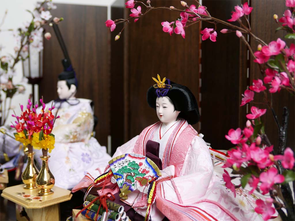 金彩白桜本着付雛人形茶塗り六曲屏風紅白梅親王飾りの通販～選ばれるお