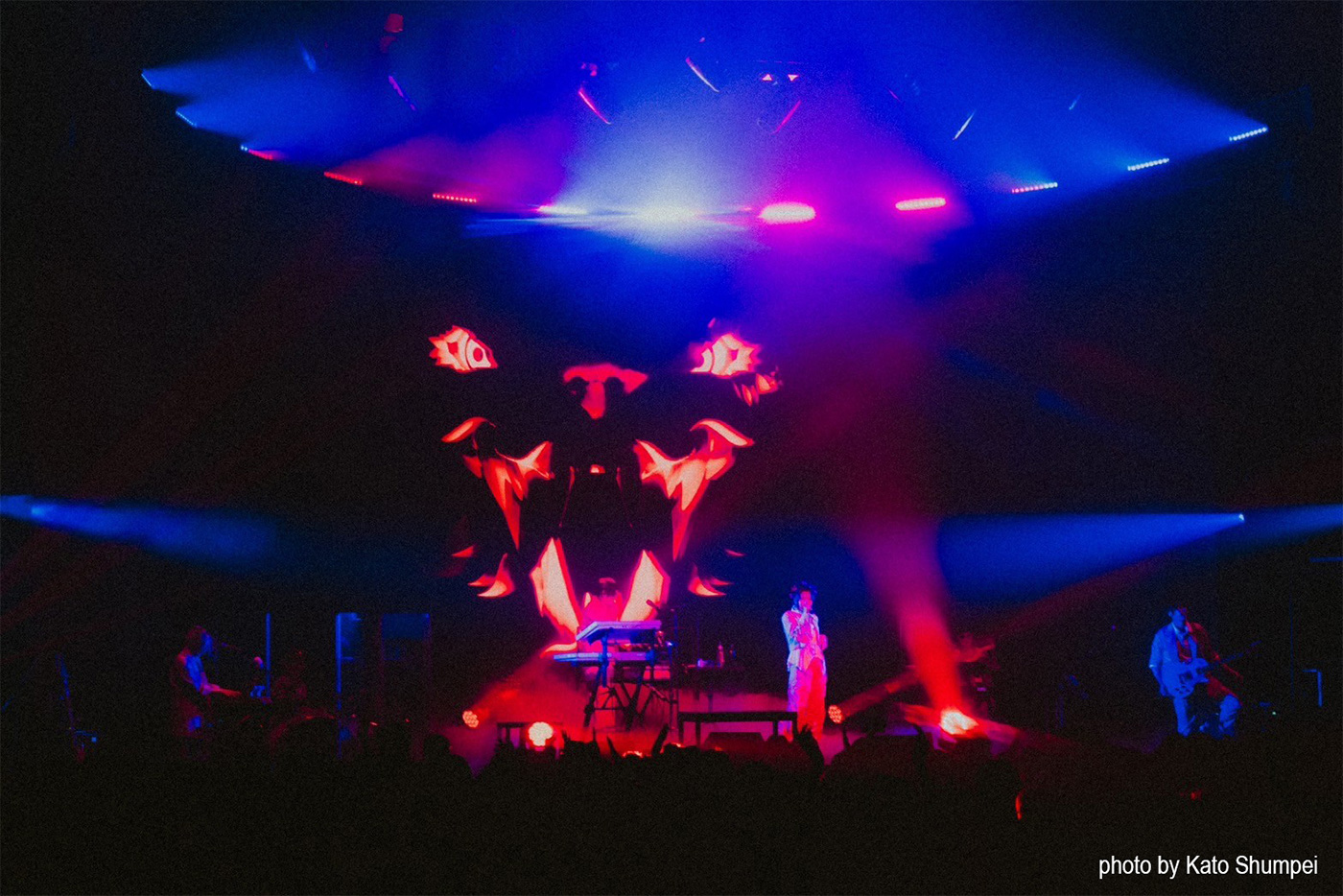 アジア初、YOASOBIのコンサートツアーZEPP TOUR 2024 “POP OUT”で