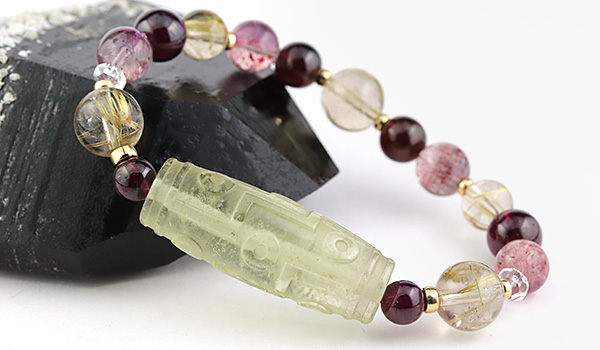 特別価格】【一点もの】デザインブレス【九眼天珠】（リビアングラス天