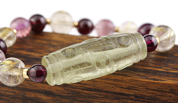 特別価格】【一点もの】デザインブレス【九眼天珠】（リビアングラス天