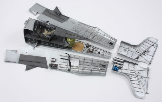 Ta 152 H-0 by Emmanuel Pernes (Zoukei Mura 1/32)