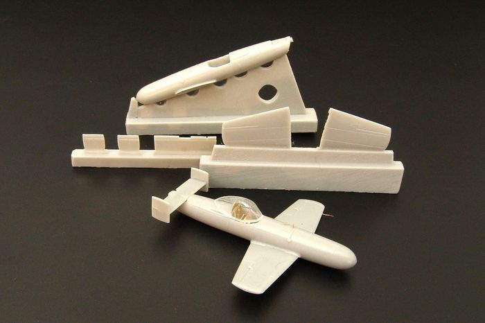 Brengun Item No. BRS144021 - Yokosuka MXY7 OHKA Model 11 Review by