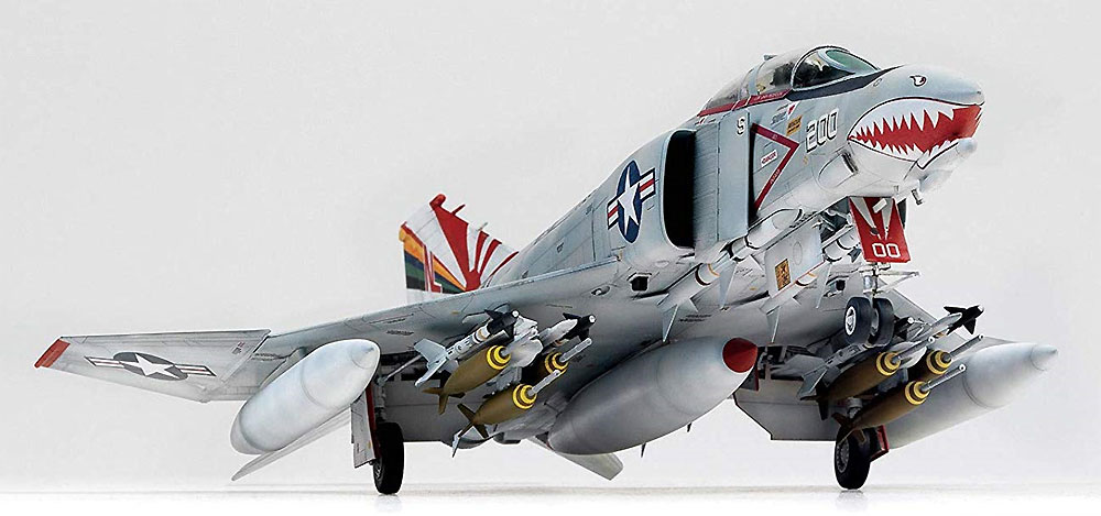 凄！ プラモデル アメリカ海軍 F-4B ファントム 2 VF-111