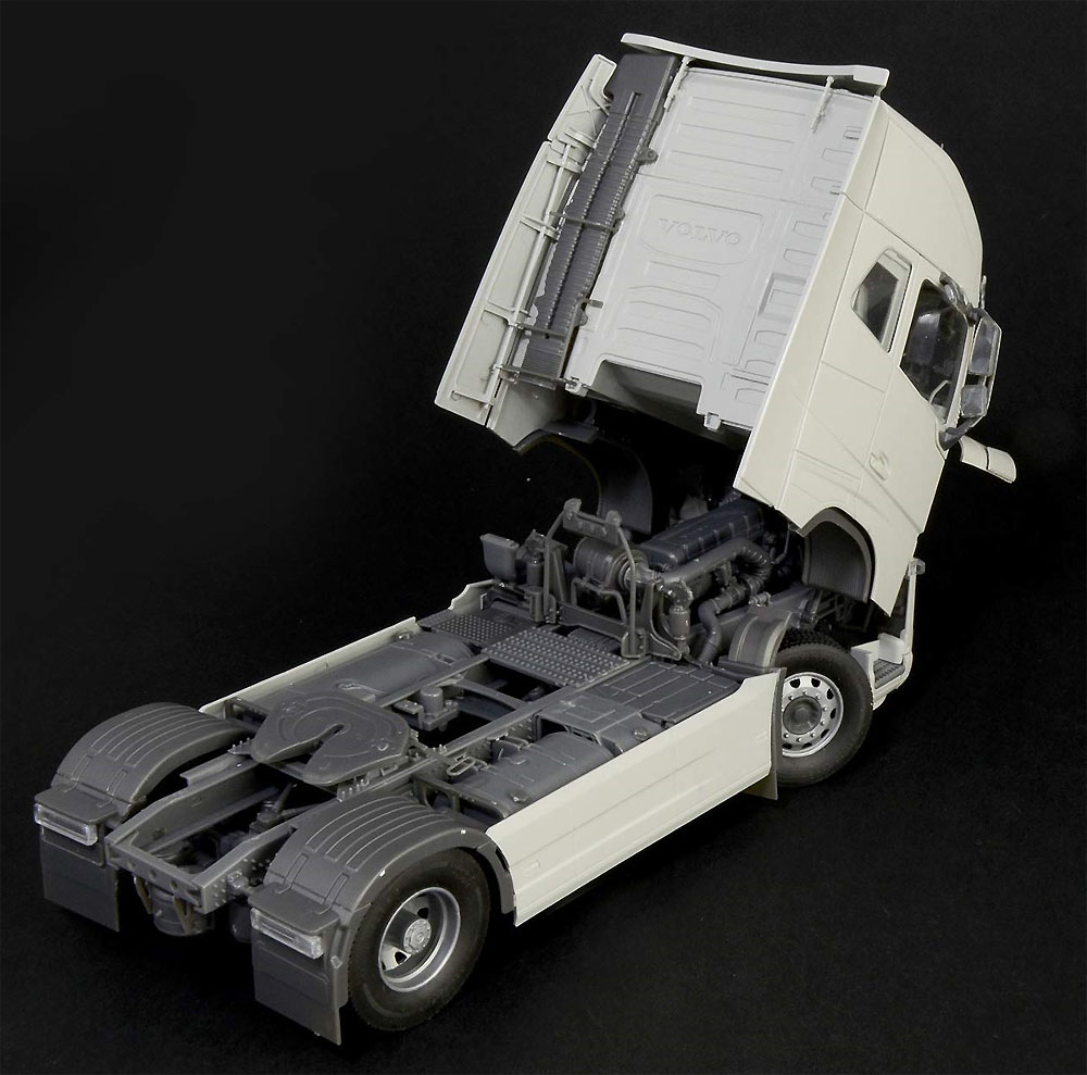 1/24 トラックシリーズ ボルボ FH4 グローブトロッター XL ITALERI
