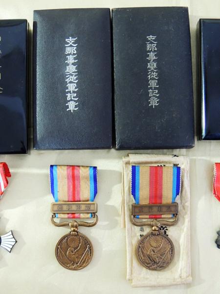 代行実績】勲章等6点 日本赤十字社金色有功章+銀色 勲八等 功七級 他