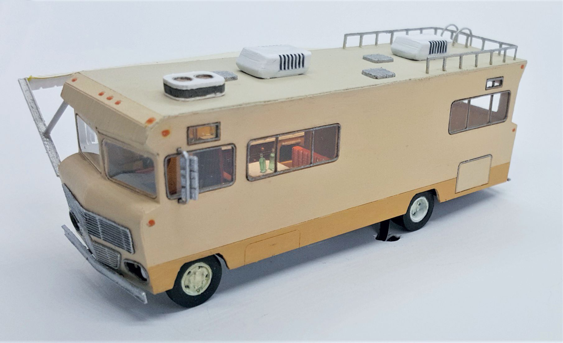 1973 Winnebago Chieftain Motorhome Kit