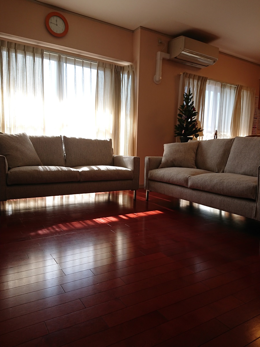 K様 ／ アイラーセン ストリームラインミニソファ | インテリア