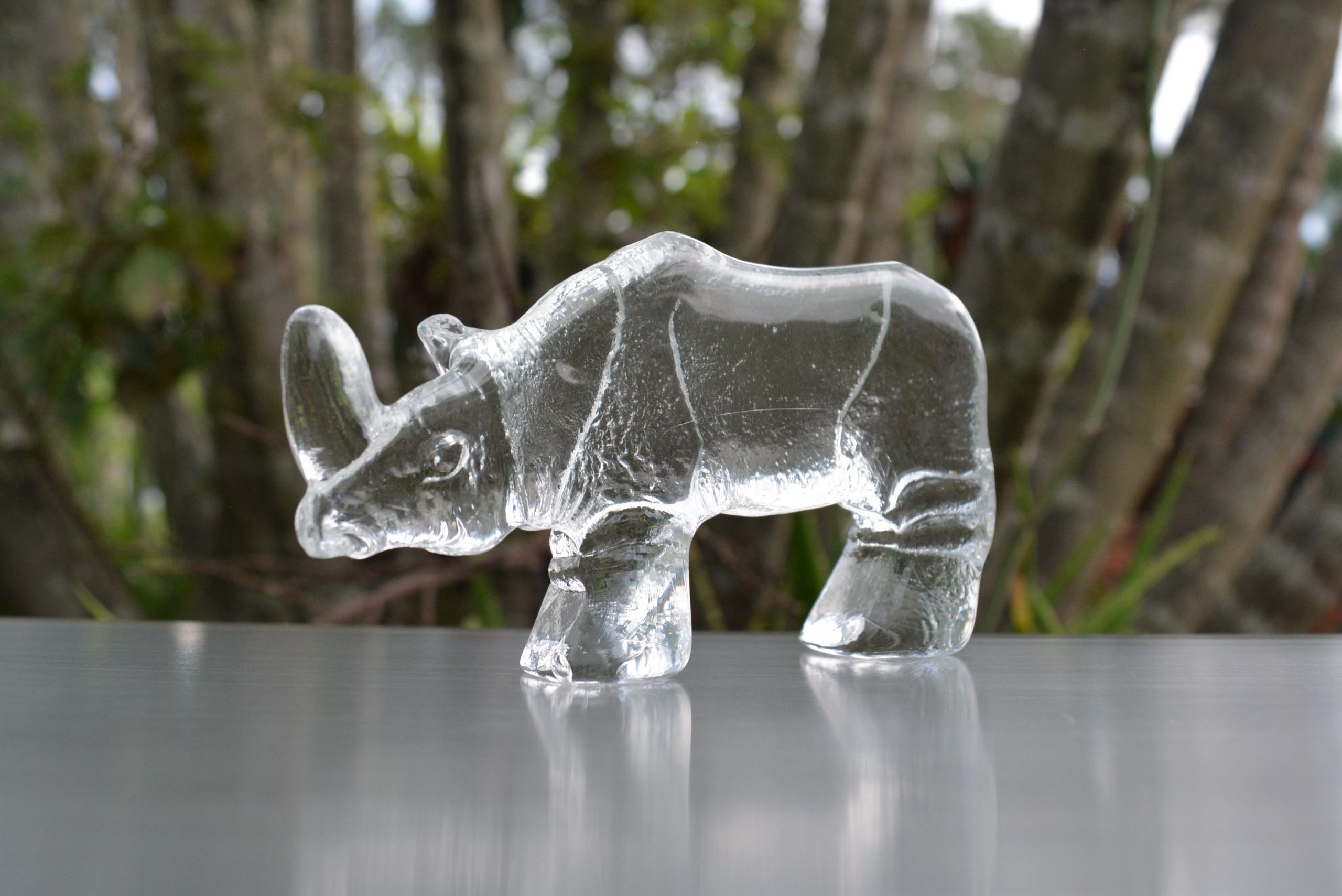ONE Kosta Boda Rhino ONLY. RARE!! Boda Zoo Series. Vintage Crystal
