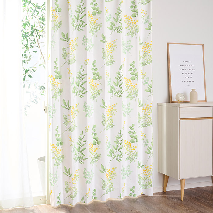 水彩タッチのミモザが優しく彩る完全1級遮光カーテン ミモザ（D-1160