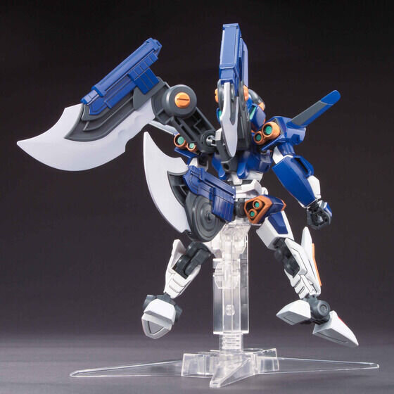 ダンボール戦機W』1/1スケールプラモ「LBXイカロス・ゼロ」が