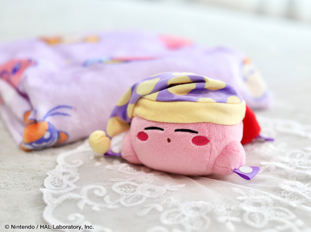 すやすやカービィが可愛すぎる！ぬいぐるみ付きブランケットがプライズ