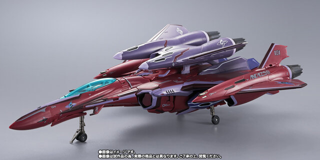 12年ぶりのリバイバル！劇場版「マクロスF」より、DX超合金「 VF-27γSP