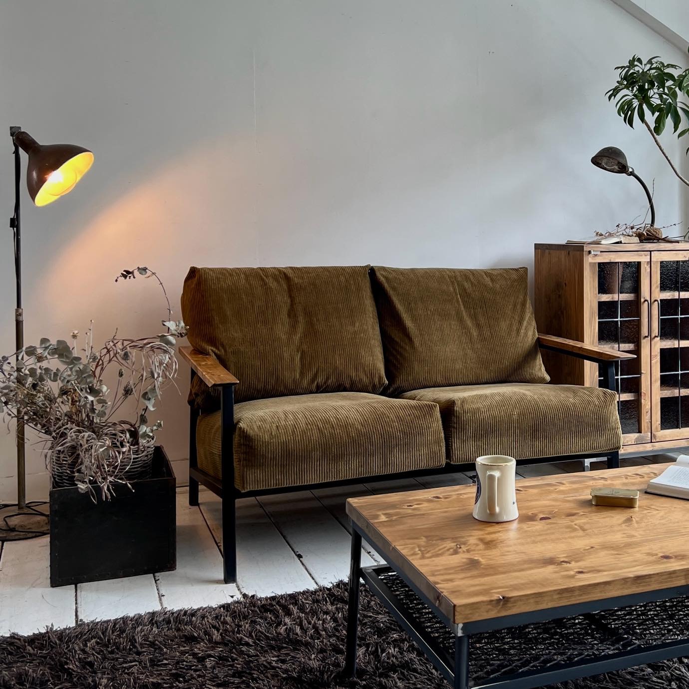 茨城／直接引き取り大幅値引きあり！】UNICO／アイアン／ソファ ANNA