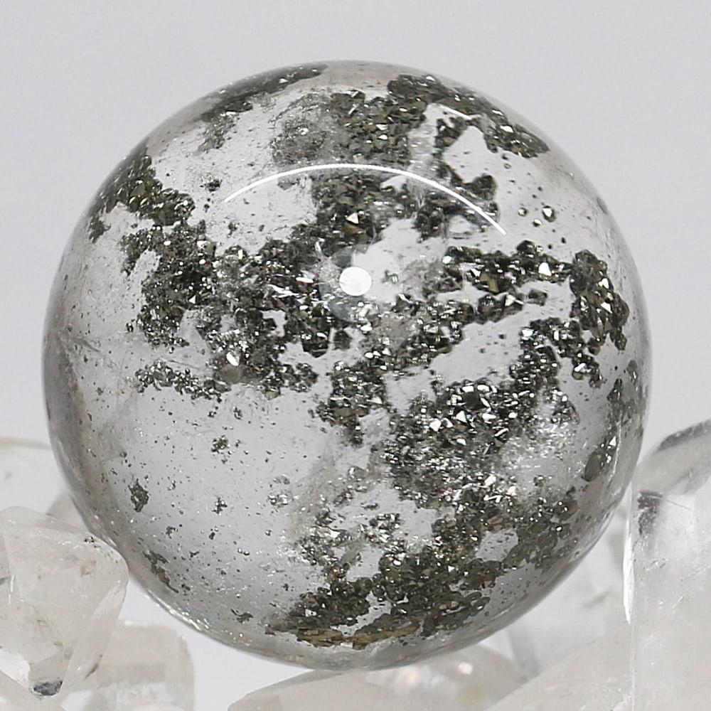 ブラジル産パイライトインクォーツ丸玉/スフィア☆現品動画あり - 埼玉