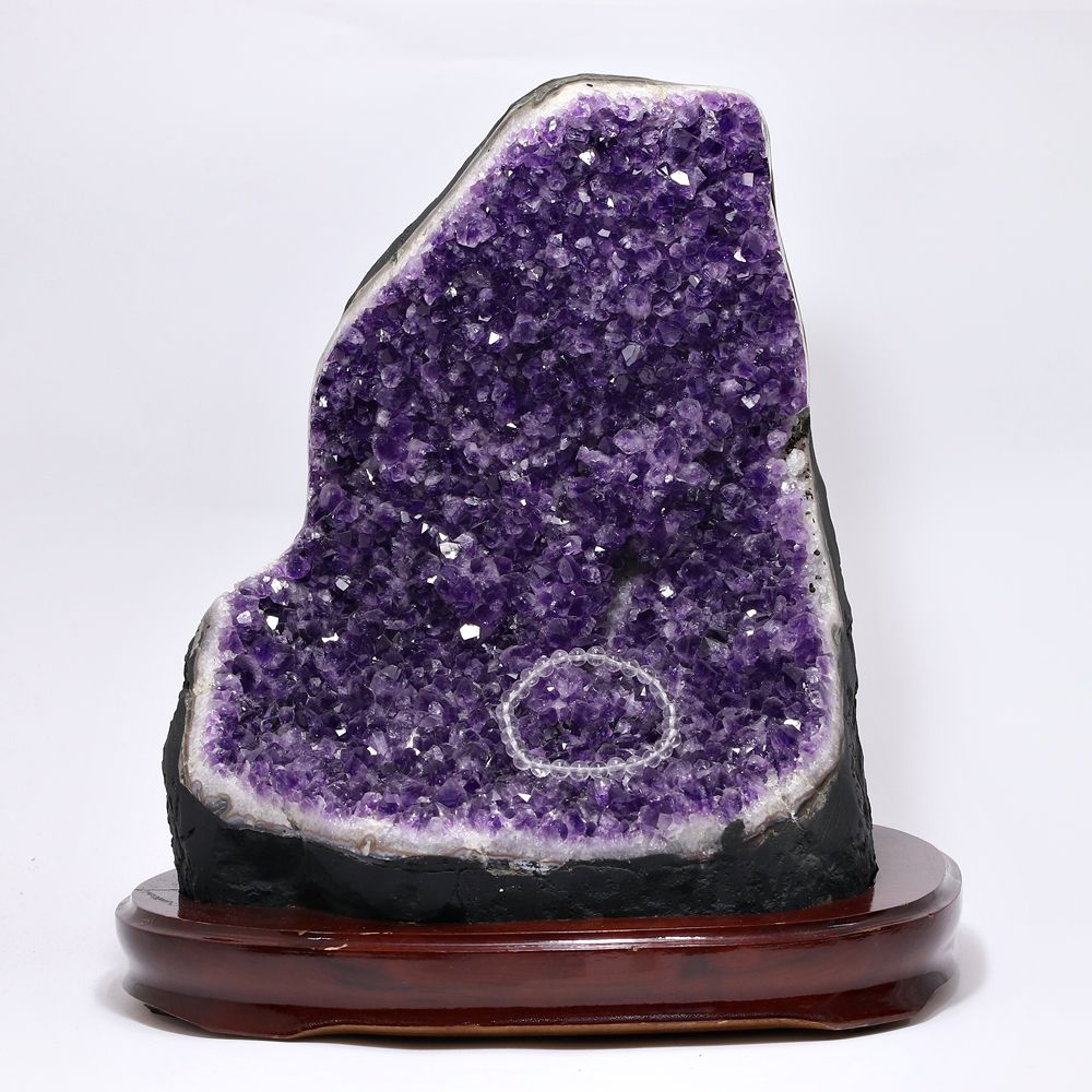 大型スタンドアメジストクラスター/原石（全高約300mm/専用木製台座