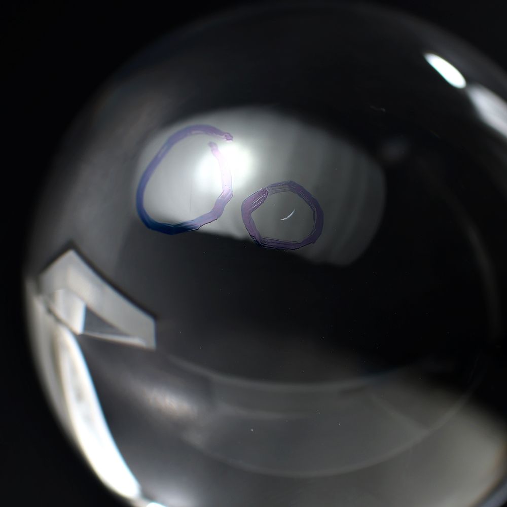 訳あり/傷有のため特別価格]ブラジル産天然無垢本水晶玉/4cmUP丸玉