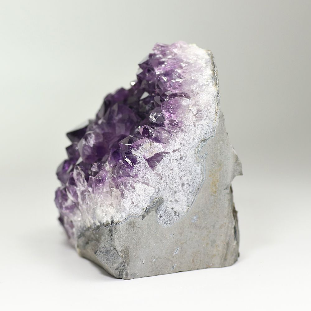 ウルグアイ産]スタンドアメジストクラスター/原石 - 埼玉県吉川市の