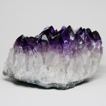トップクォリティ]ブラジル産アメジストクラスター（大型原石2.5kg