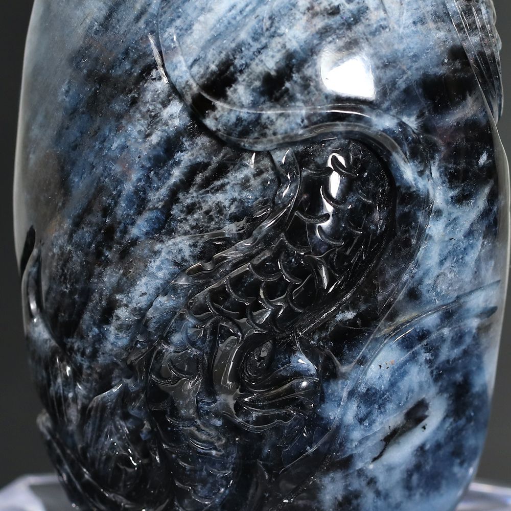 高品質]ブラジル産ブラックアクアマリン/(辰)龍彫刻（全高約98mm/専用