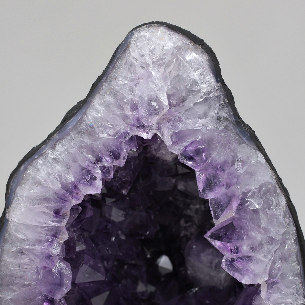 最高品質]ブラジル産アメジストドーム（専用台座付き） - 埼玉県吉川市