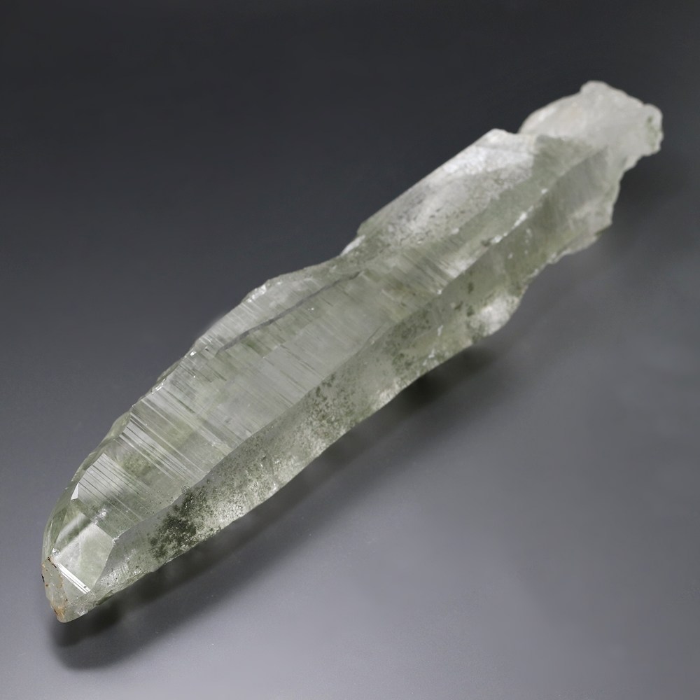 希少！・ガネッシュヒマール産]ヒマラヤ水晶原石ナチュラルポイント