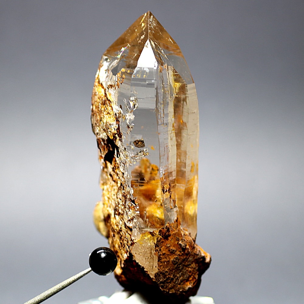 ガネッシュヒマール/ヒンドゥン産]ヒマラヤ水晶原石ナチュラルポイント