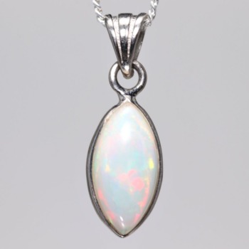 エチオピアオパールペンダントトップ（シルバー925） - 埼玉県吉川市の