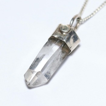 インド・ネパール国境/カンチェンジュンガ産ヒマラヤ水晶 - 埼玉県吉川