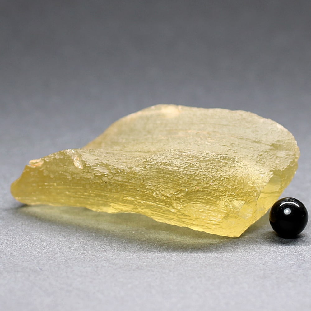 トップクォリティ]天然リビアングラス原石（85.6g） - 埼玉県吉川市の