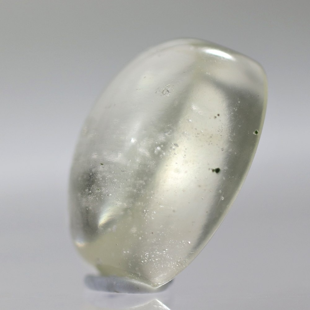 トップクォリティ]天然リビアングラスルース（0.8g） - 埼玉県吉川市の