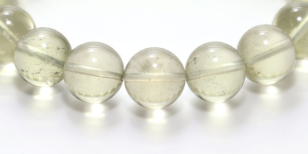 高品質+]天然リビアングラスブレスレット（約11mm玉） - 埼玉県吉川市