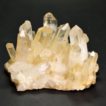 高品質]マダガスカル産水晶クラスター/淡いクリアイエロー（原石242g