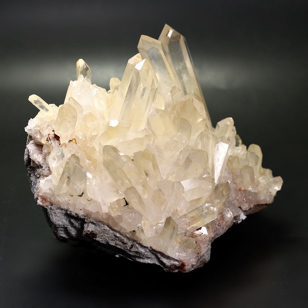 高品質]マダガスカル産水晶クラスター/クリアイエロー（大型原石2.42kg