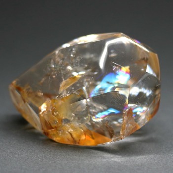 レインボー水晶（アイリスクォーツ）フリーフォーム（フリーカット