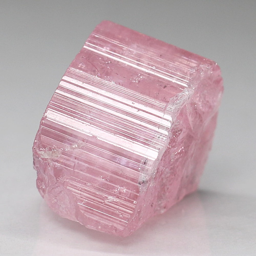 希少・高品質]アフガニスタン/パプロク鉱山産ピンクトルマリン結晶原石