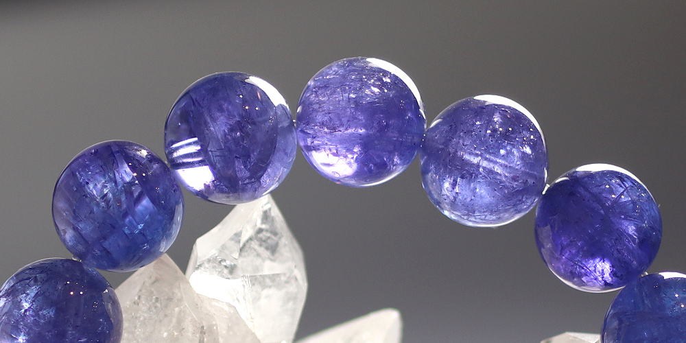 トップクォリティ]宝石質タンザナイトブレスレット（約10mm玉） - 埼玉