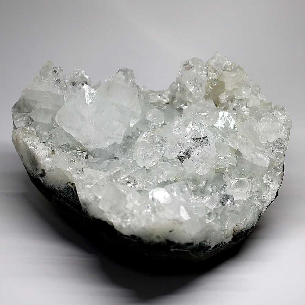 インド産]アポフィライト結晶原石/大型クラスター/原石 - 埼玉県吉川市