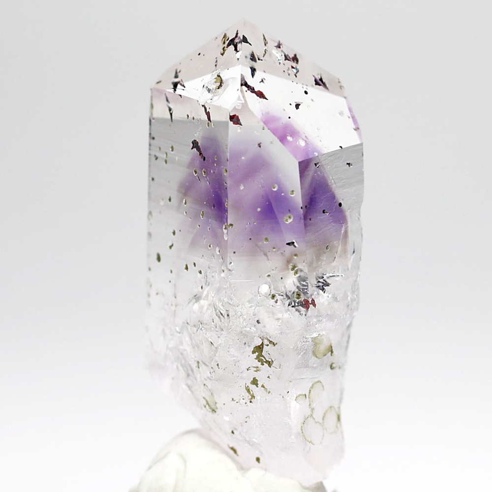 ナミビア共和国ブランドバーグ産]アメジスト原石ナチュラルポイント