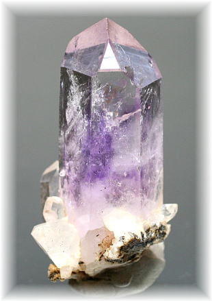 ナミビア共和国ブランドバーグ産]アメジストクラスター/原石（大きな単