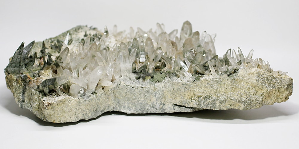 特別価格/ガネッシュヒマール産]ヒマラヤ水晶クラスター/大型原石（約