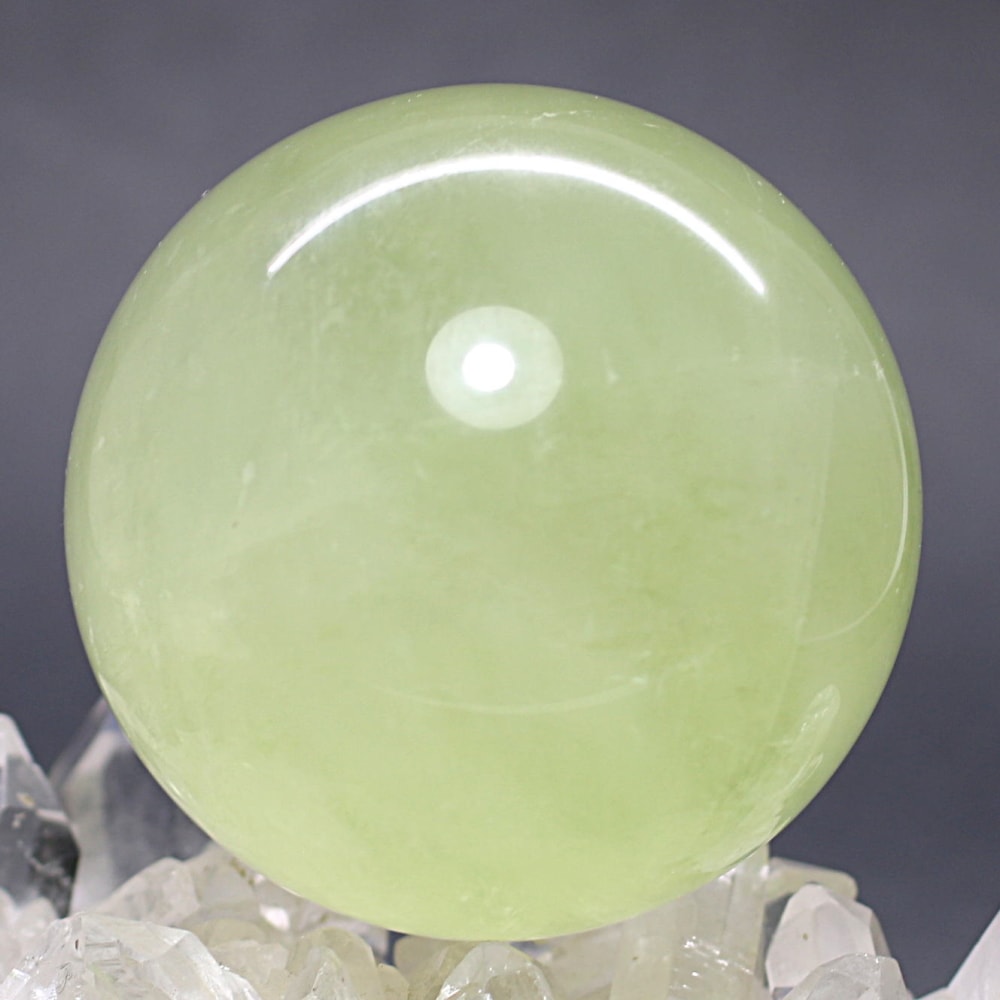 高品質]グリーンカルサイト丸玉/スフィア（球体直径約66.1mm） - 埼玉
