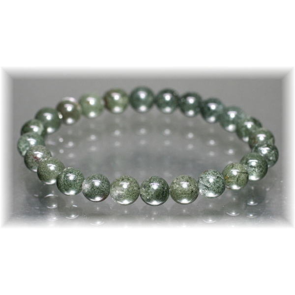 ガネッシュヒマール産ヒマラヤクローライトインクォーツブレスレット