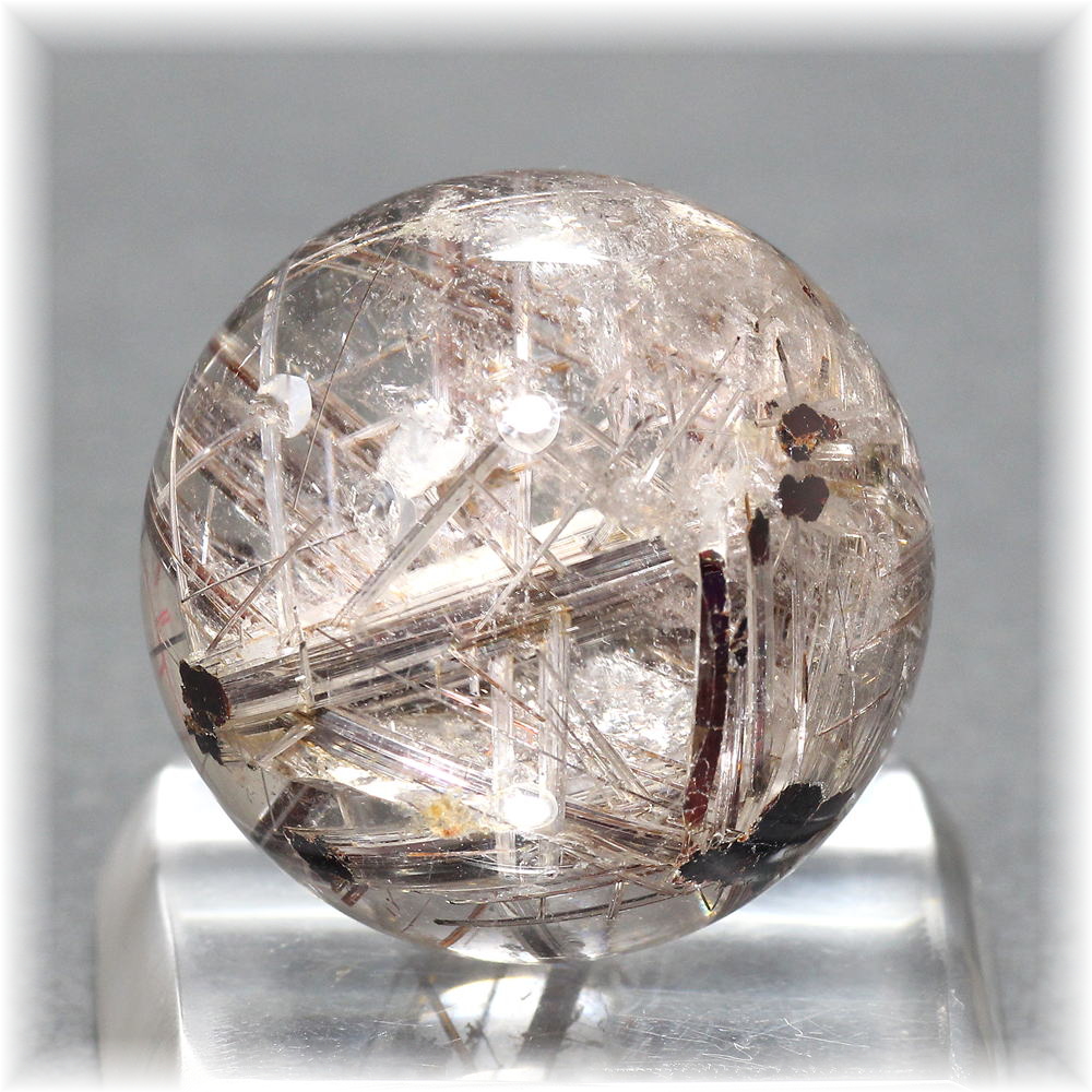 ガンメタリックタイチンシルバーレッドルチルクォーツ丸玉/スフィア