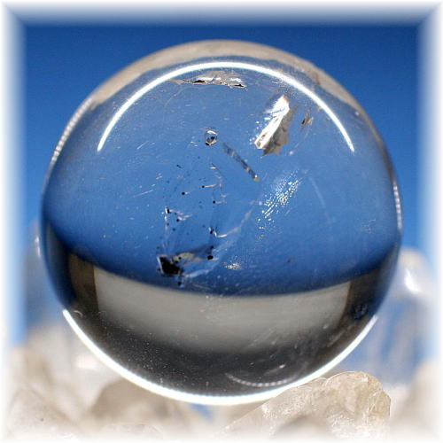 マダガスカル産]水入り水晶丸玉/スフィア - 埼玉県吉川市の天然石専門