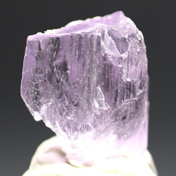 ピンククンツァイト結晶原石 - 埼玉県吉川市の天然石専門店・水晶